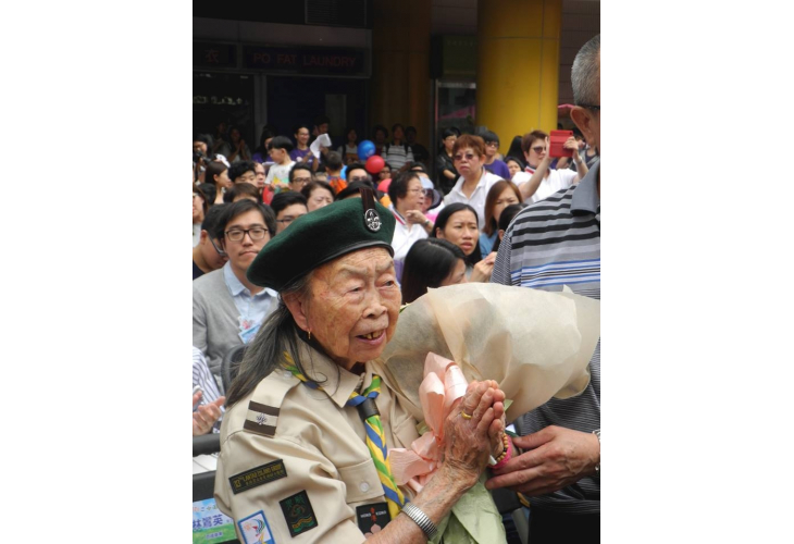 林鸞英婆婆是中心「耆英童軍」，今年已經100歲